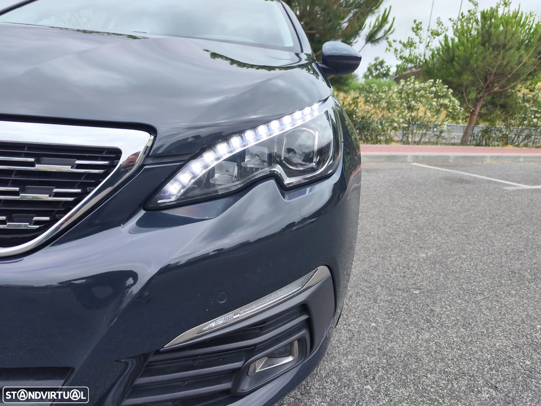 Peugeot 308 SW 1.2 PureTech Allure Full LED EAT8 - 12