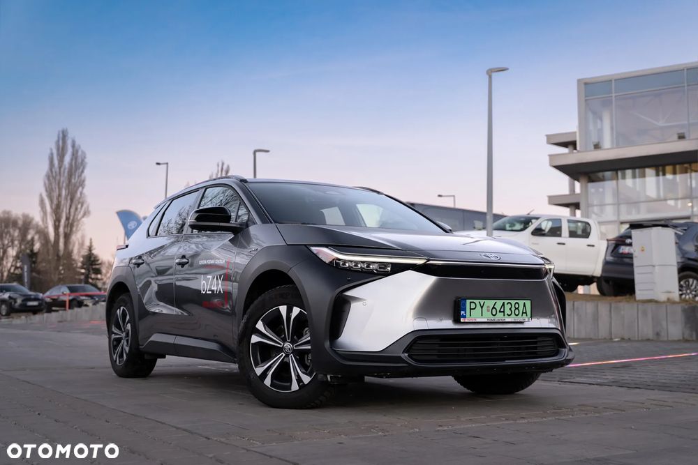 Toyota bZ4X - 1
