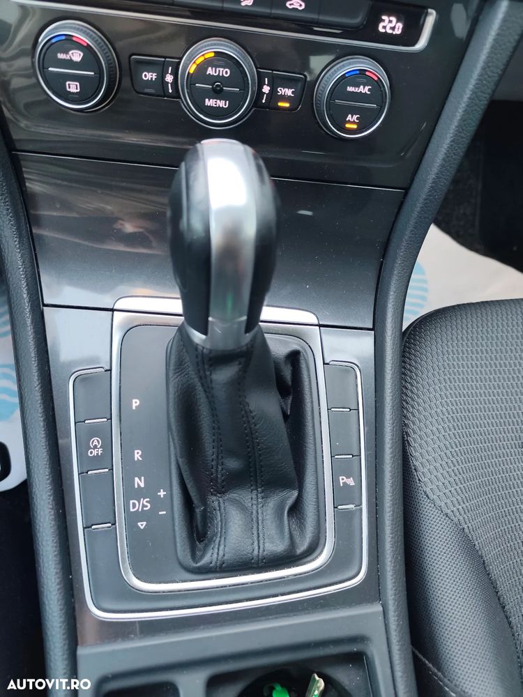 Volkswagen Golf 1.6 TDI DSG Comfortline - 9
