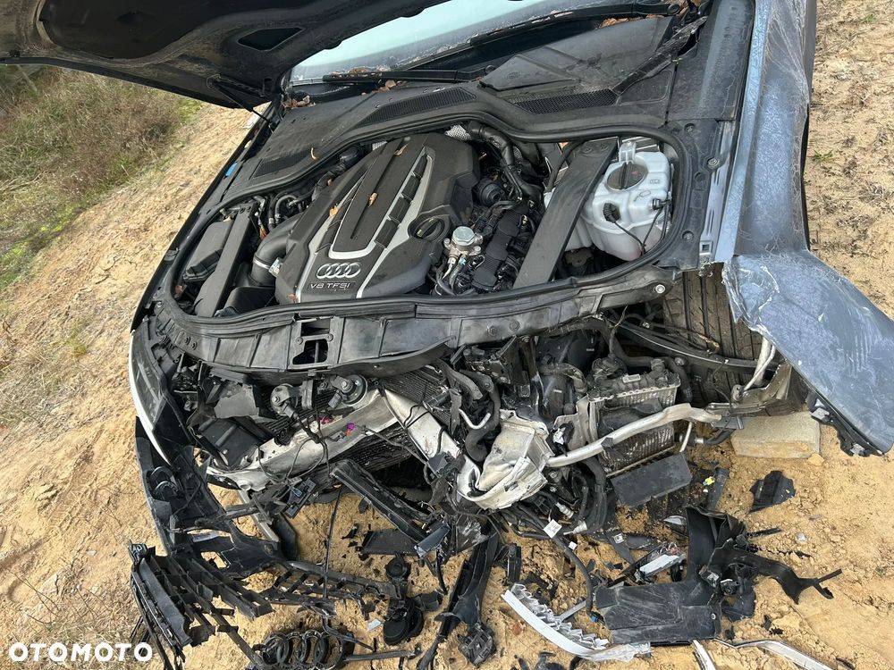 Audi A8 4.0 TFSI L Quattro - 5
