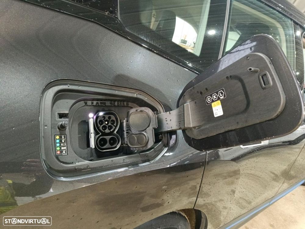 BMW iX xDrive 40 - 11