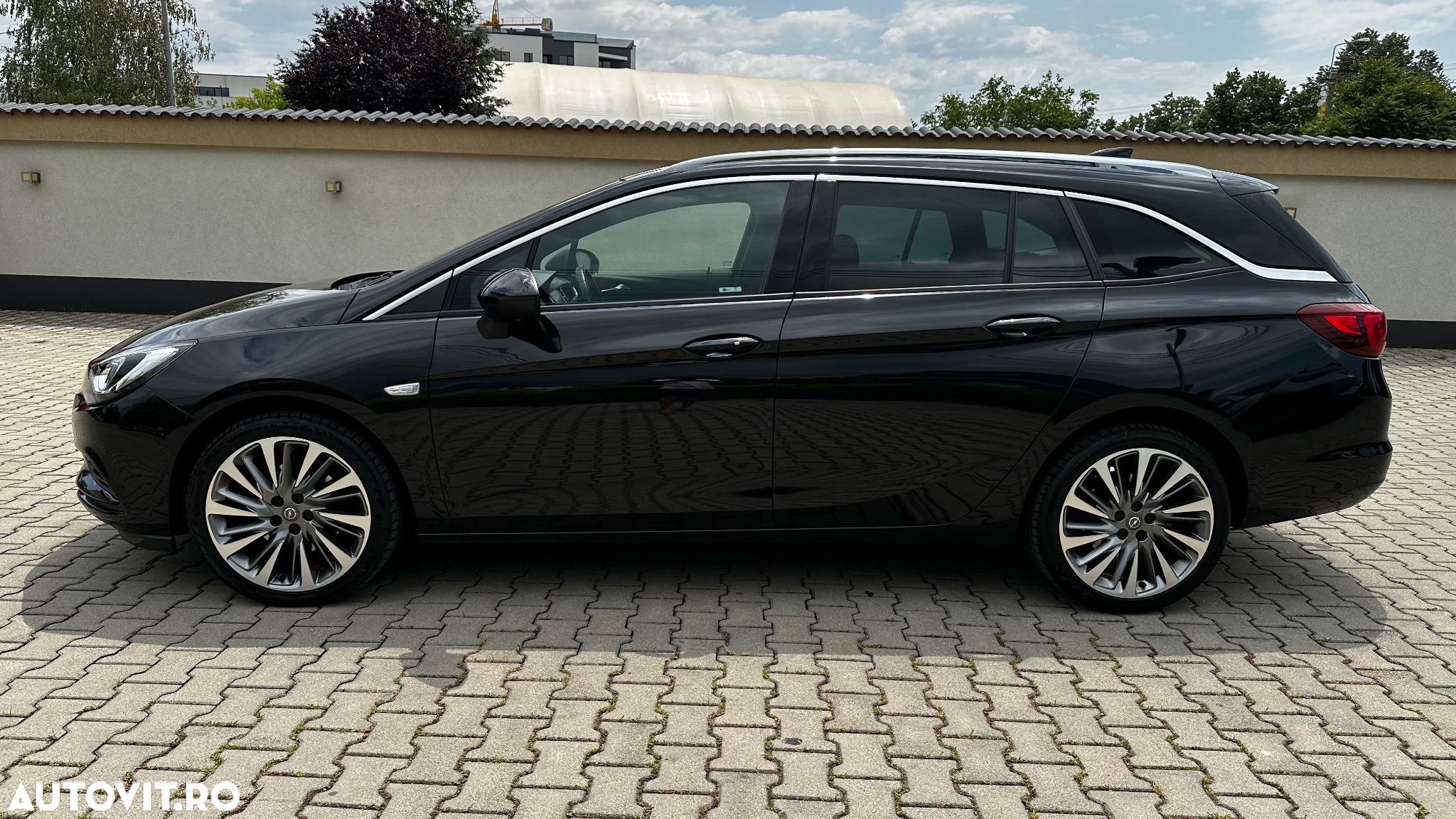 Opel Astra 1.6 D (CDTI DPF) Aut. Excellence - 18