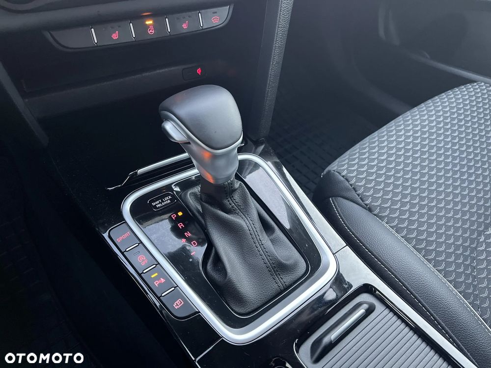 Kia XCeed 1.5 T-GDI Business Line DCT - 15