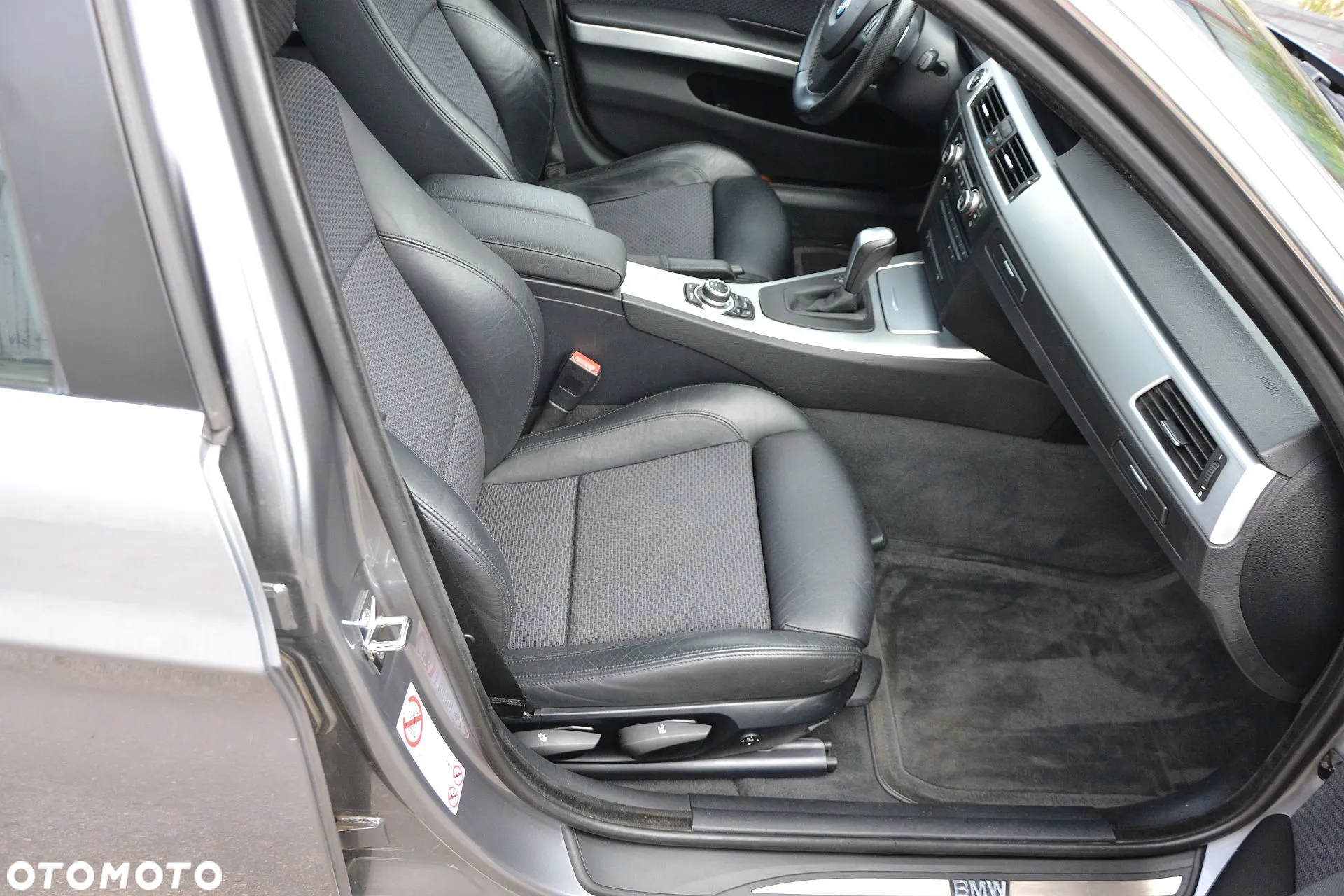 BMW Seria 3 335d DPF Edition Exclusive - 25