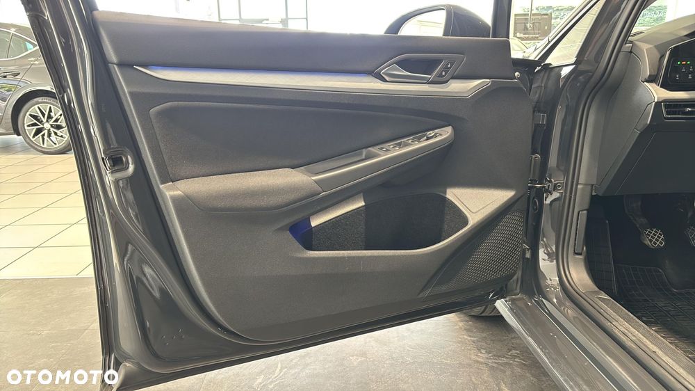 Volkswagen Golf VIII 2.0 TDI Life - 10