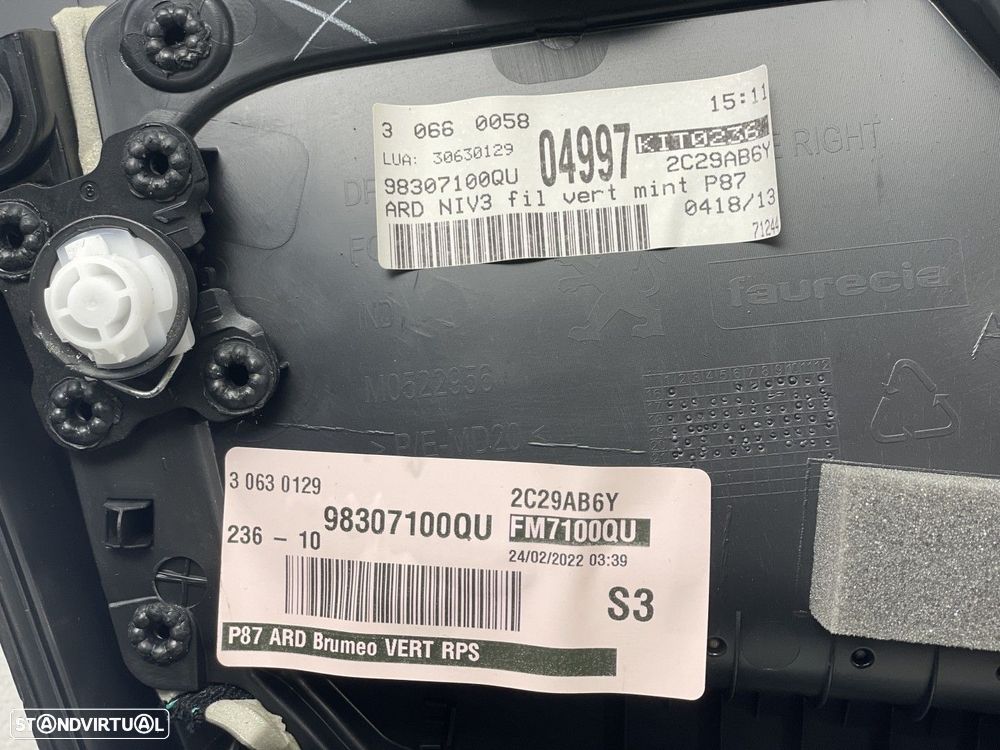 Quartela Dto/Trás Preto Usado PEUGEOT 5008 II - 3