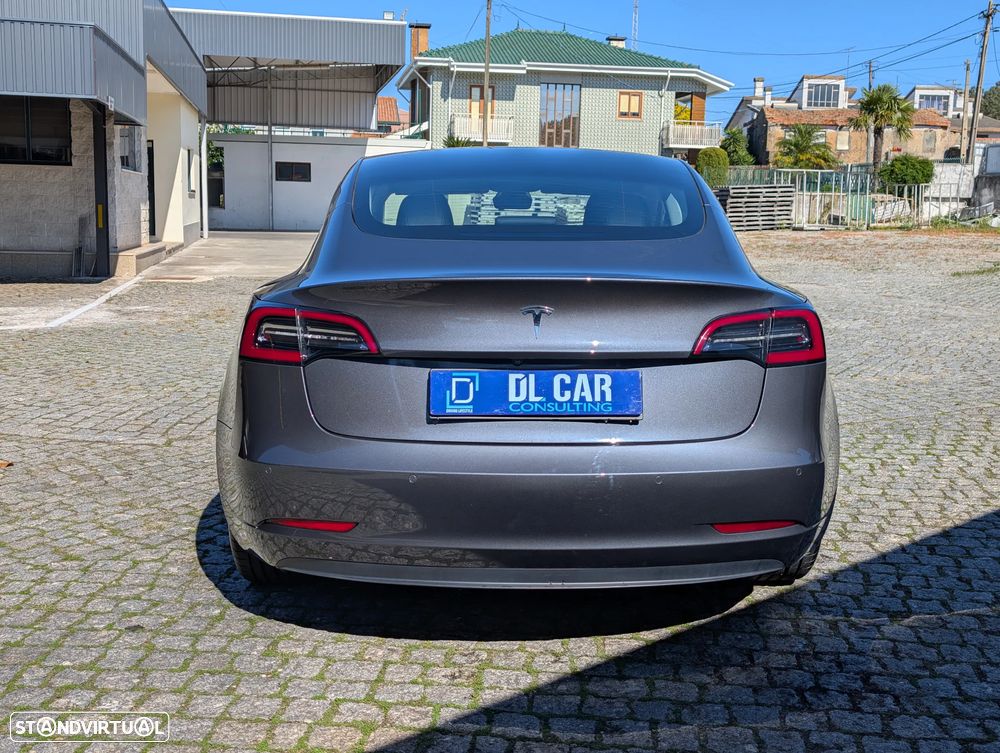 Tesla Model 3 Standard Range Plus RWD - 5