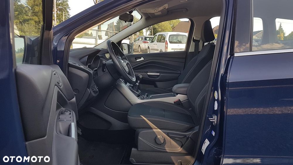 Ford Kuga 1.5 EcoBoost 2x4 Cool & Connect - 22