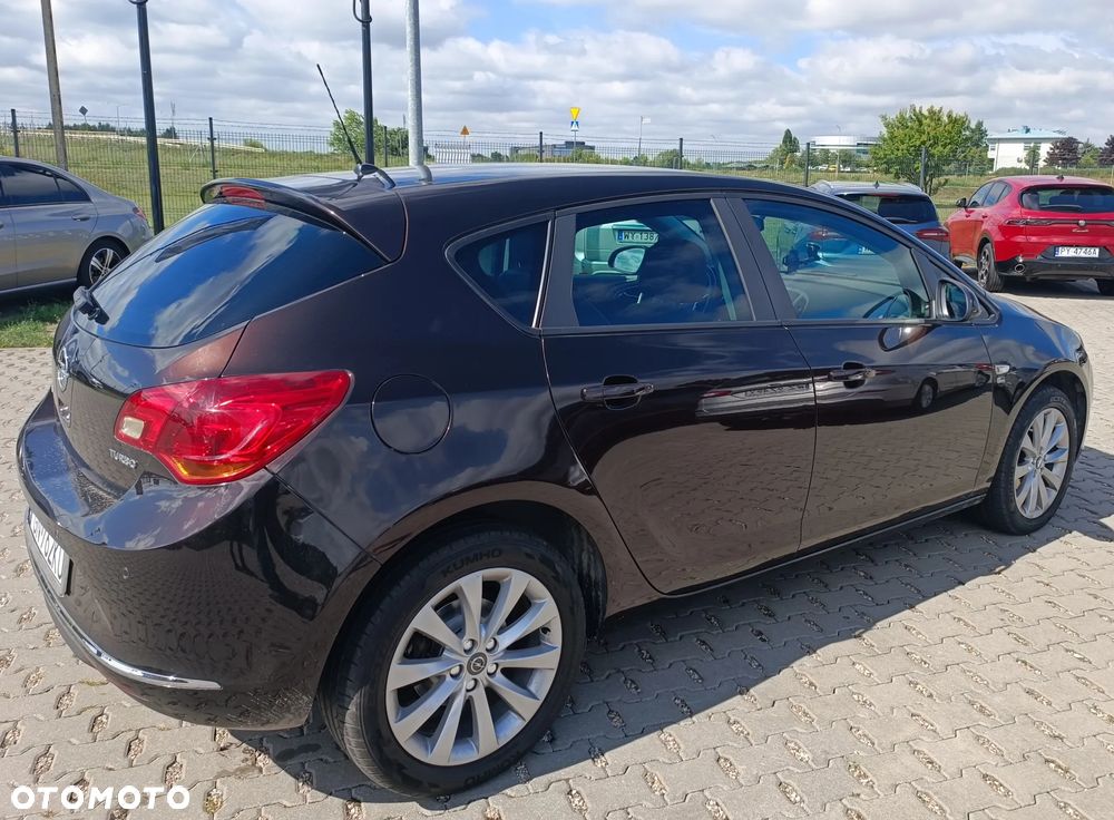 Opel Astra 1.4 Turbo 150 Jahre - 6