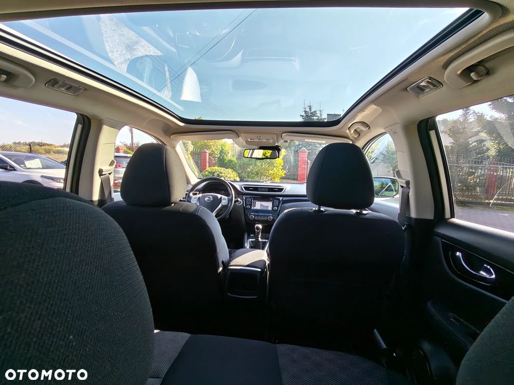 Nissan Qashqai 1.5 dCi N-Connecta - 6