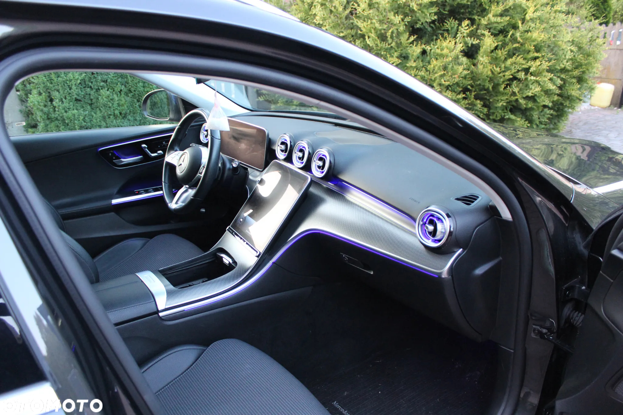 Mercedes-Benz Klasa C 220 d T 9G-TRONIC - 25