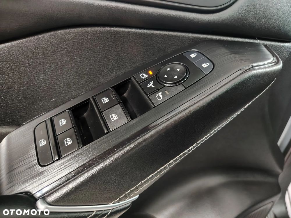 Nissan Qashqai 1.3 DIG-T DCT N-CONNECTA - 28