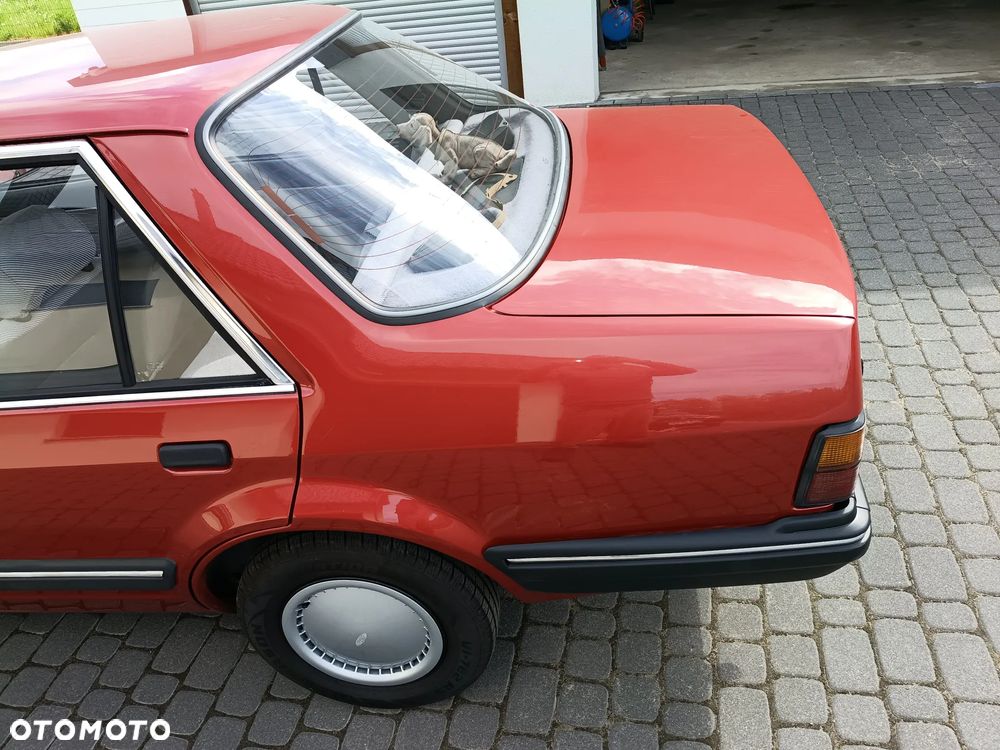 Ford Orion 1.6 D L - 11