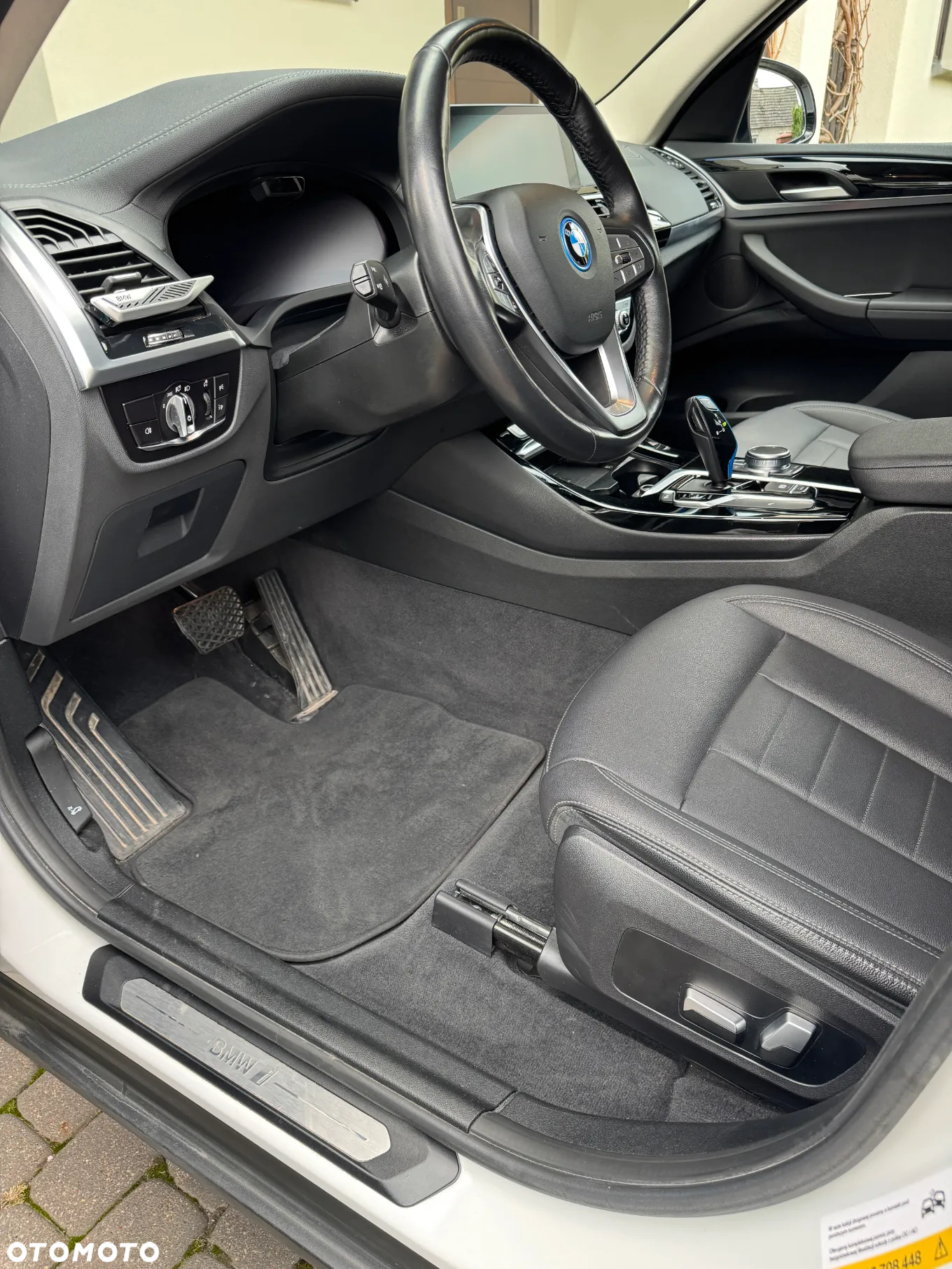 BMW iX3 80kWh Inspiring - 14