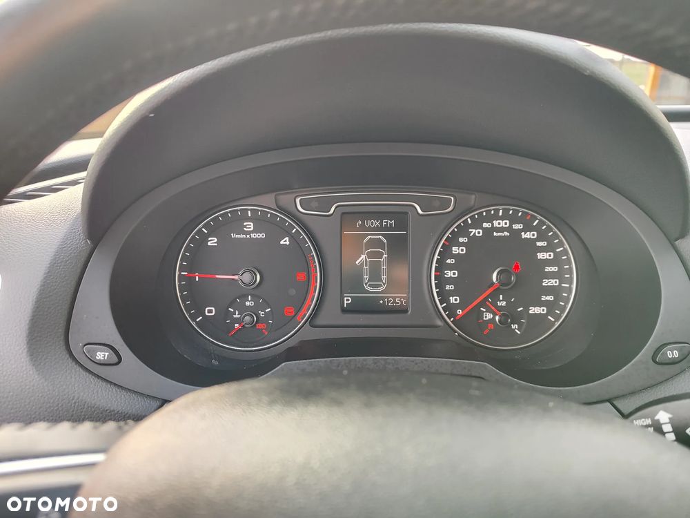 Audi Q3 2.0 TDI Quattro S tronic - 22