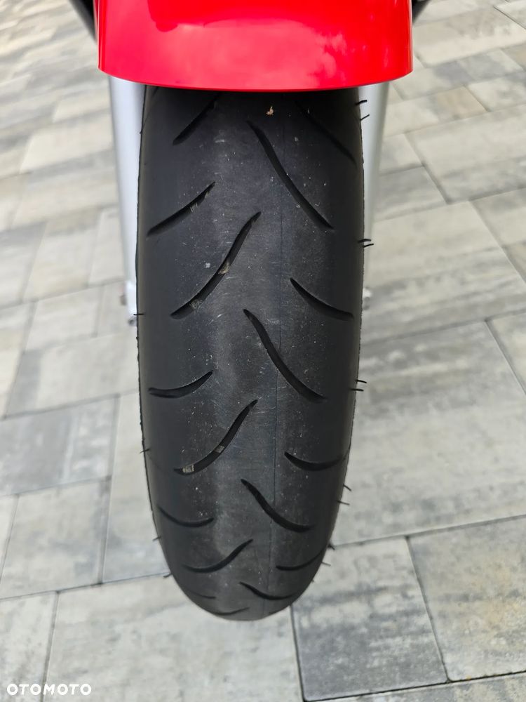 Honda CBR - 25