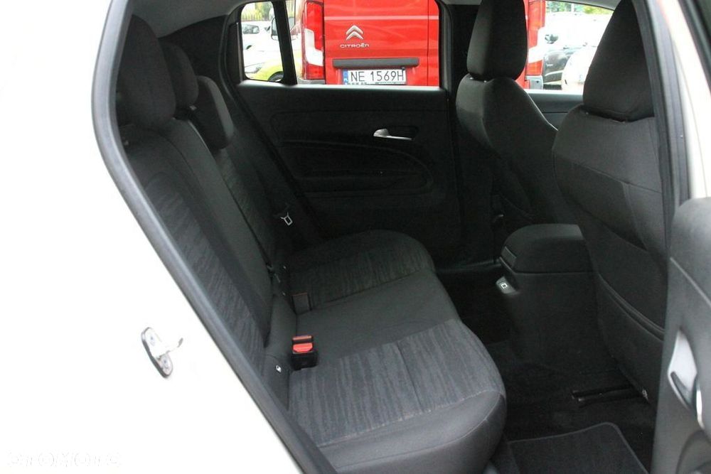 Jeep Avenger 1.2 GSE T3 Longitude FWD - 32