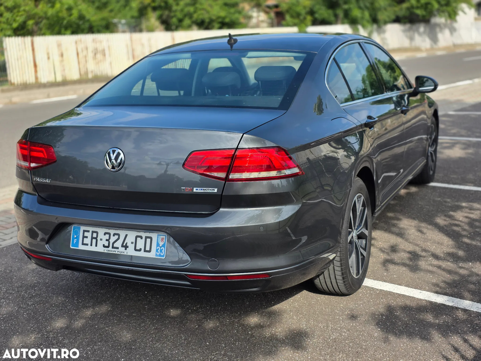 Volkswagen Passat 1.6 TDI (BlueMotion Technology) DSG Trendline - 5