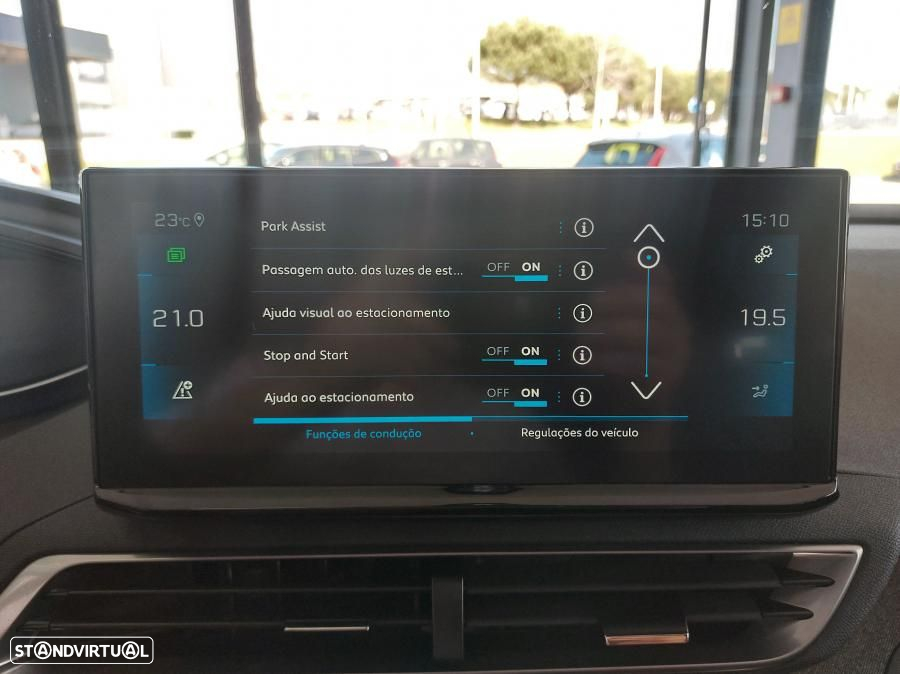 Peugeot 5008 1.2 PureTech Allure EAT8 - 31