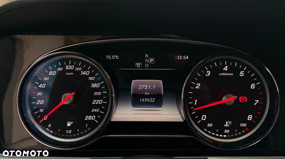 Mercedes-Benz Klasa E 300 9G-TRONIC AMG Line - 22