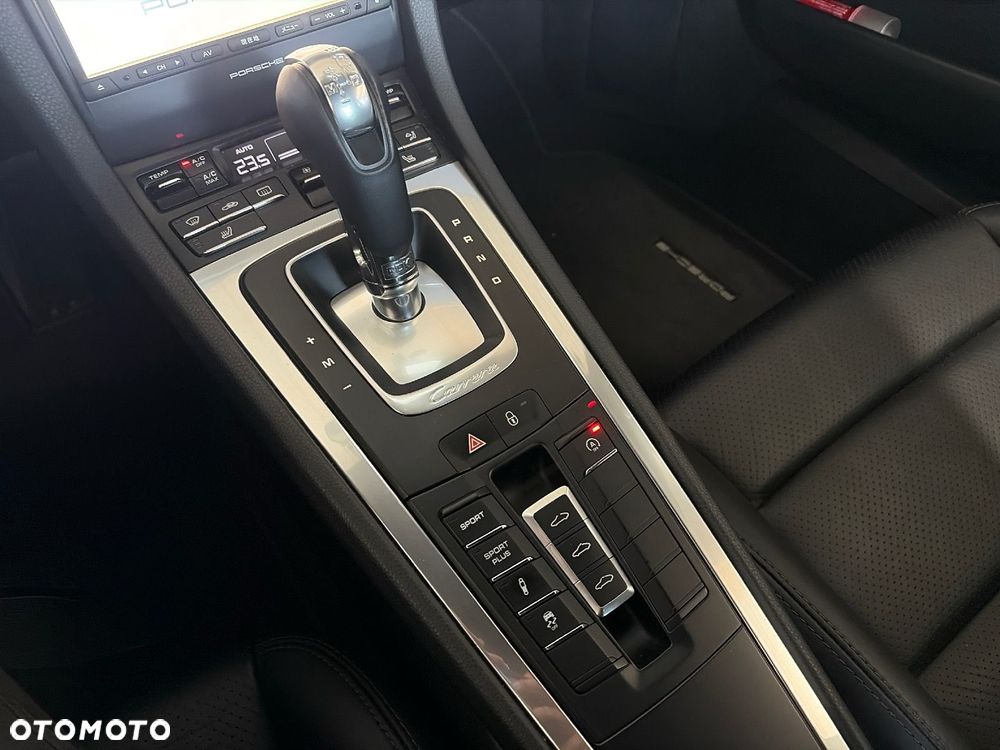 Porsche 911 Carrera 4S PDK - 10