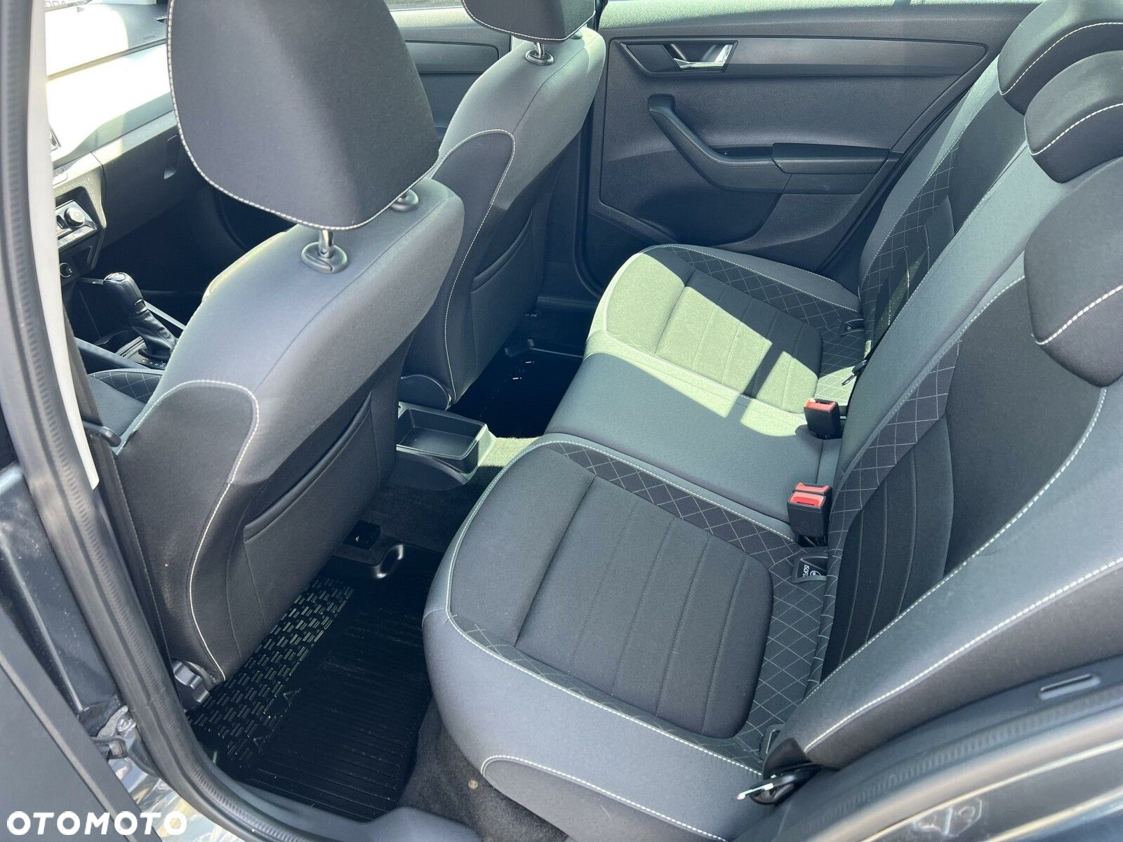 Skoda Fabia 1.0 TSI Ambition Plus DSG - 10