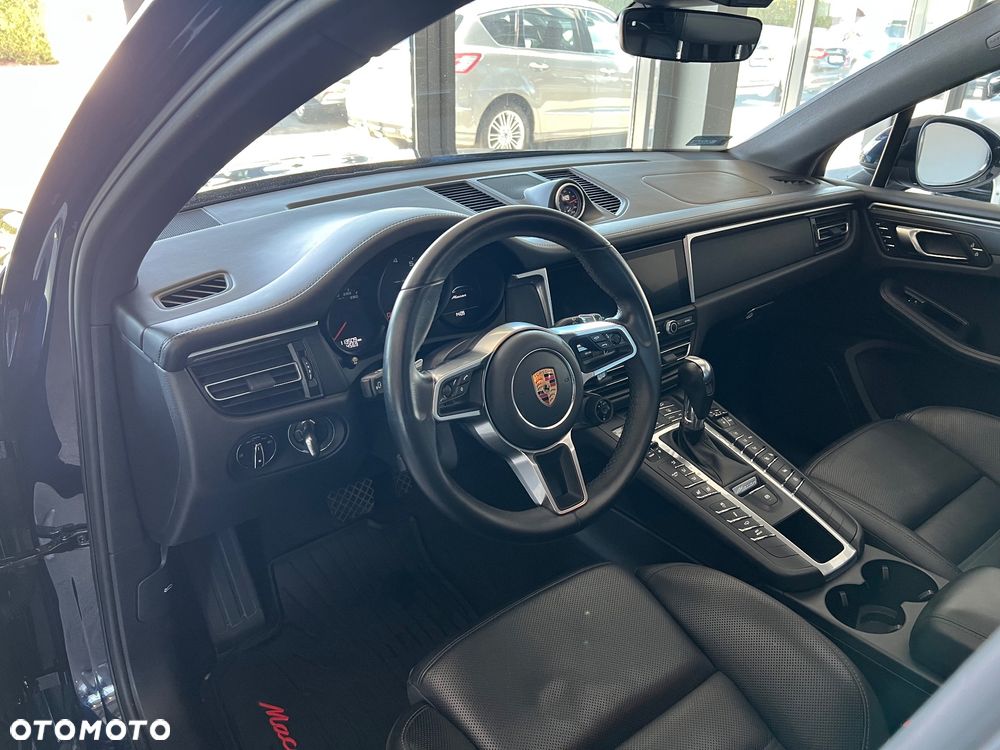 Porsche Macan - 19