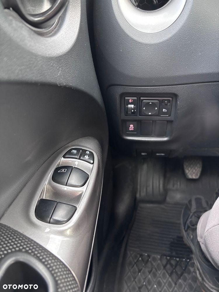 Nissan Juke 1.6 Visia - 14