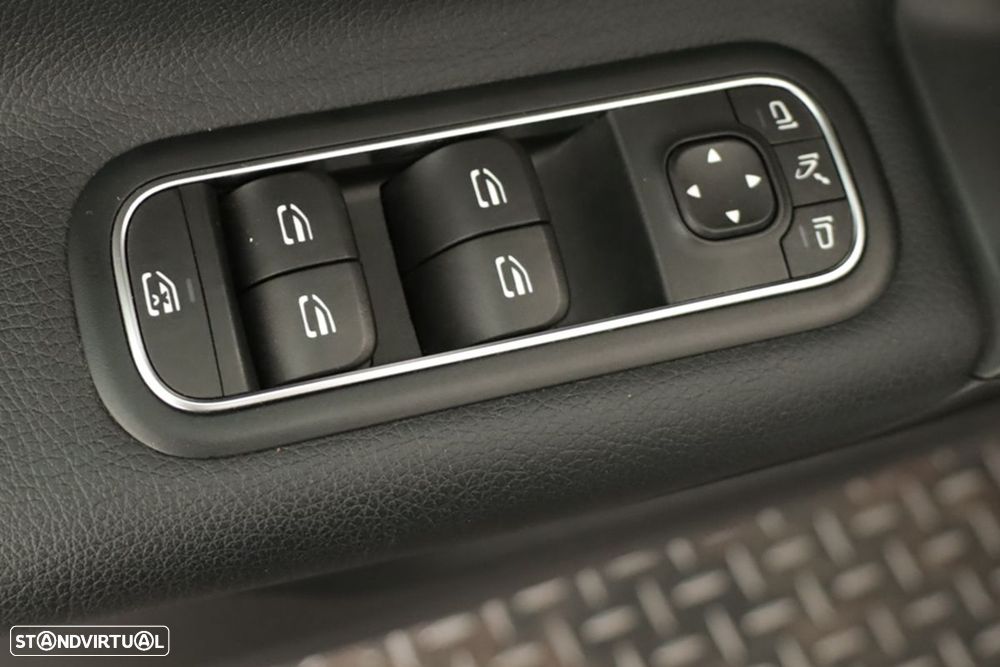 Mercedes-Benz A 200 Standard - 21