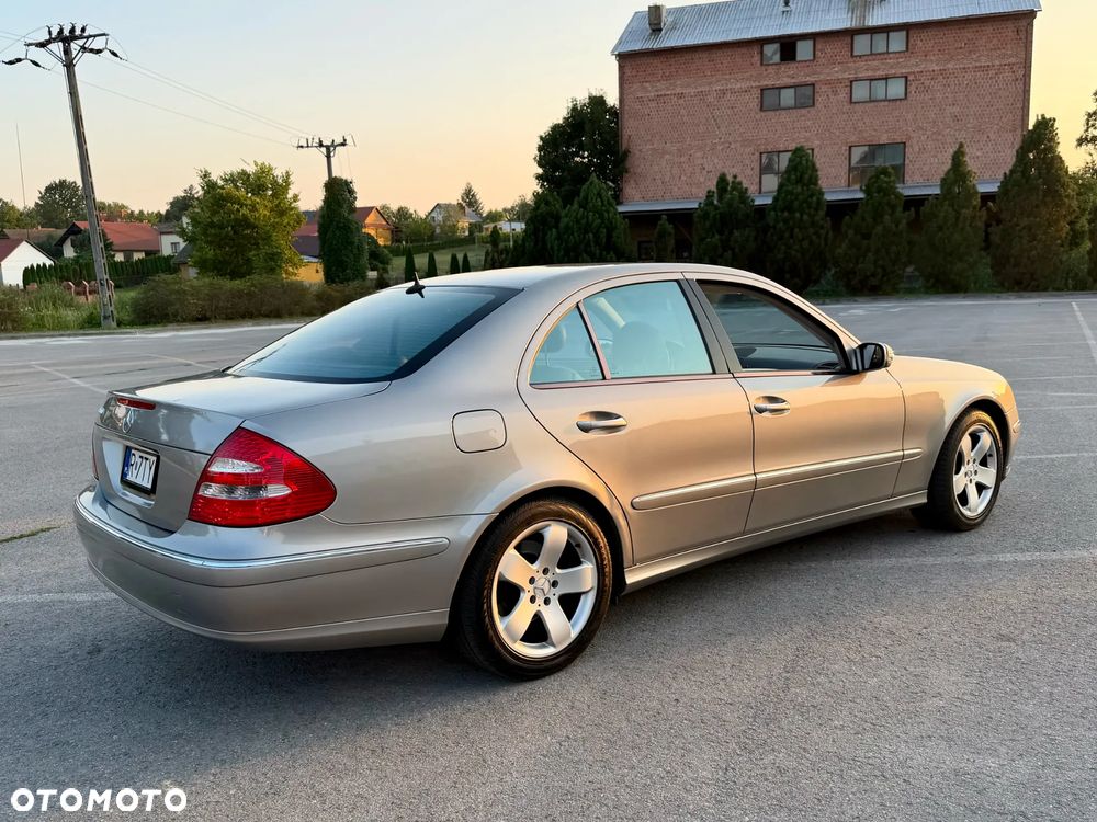 Mercedes-Benz Klasa E 500 Avantgarde - 13