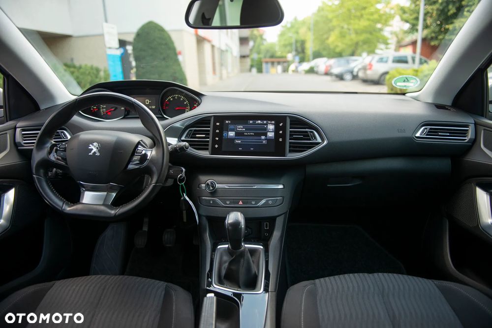 Peugeot 308 1.2 PureTech Access EU6 - 27