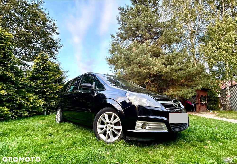 Opel Zafira ver-1-9-cdti-cosmo-activeselect - 35