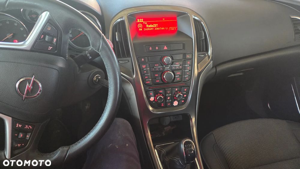 Opel Astra 1.4 T Cosmo - 6