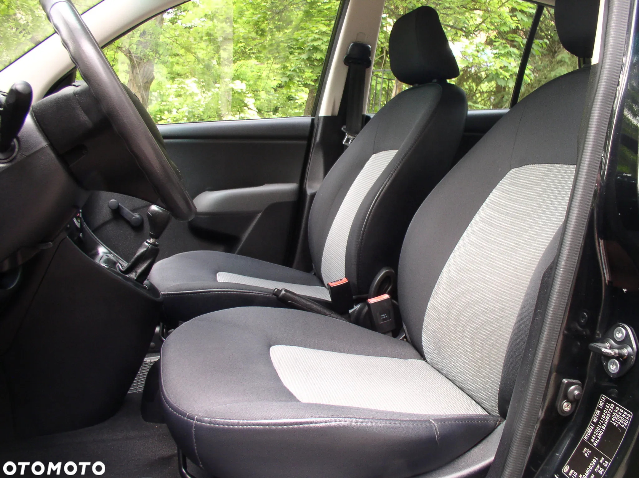 Hyundai i10 1.1 Edition Plus - 12