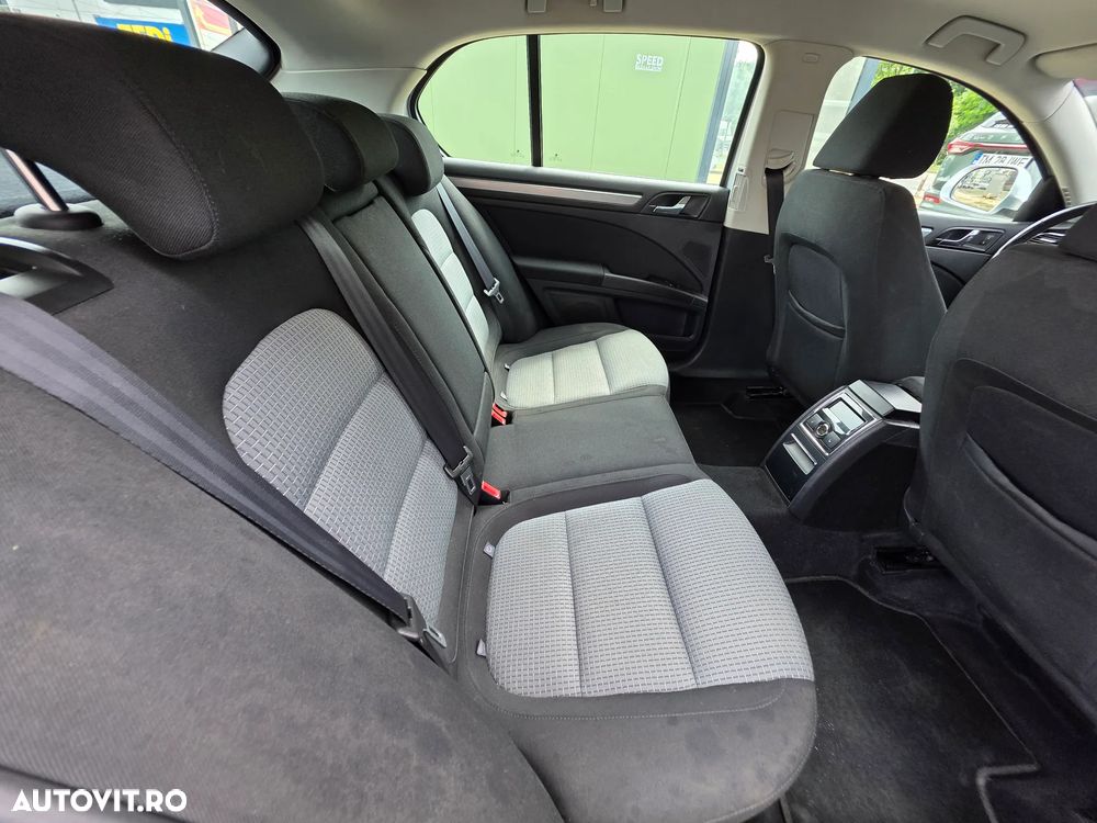 Skoda Superb 1.8 TSI Exclusive - 9