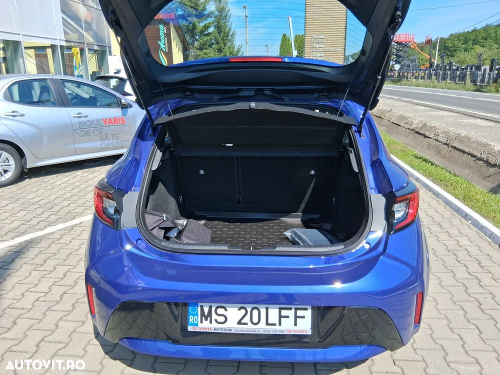 Toyota Corolla 1.8 Business Edition - 4