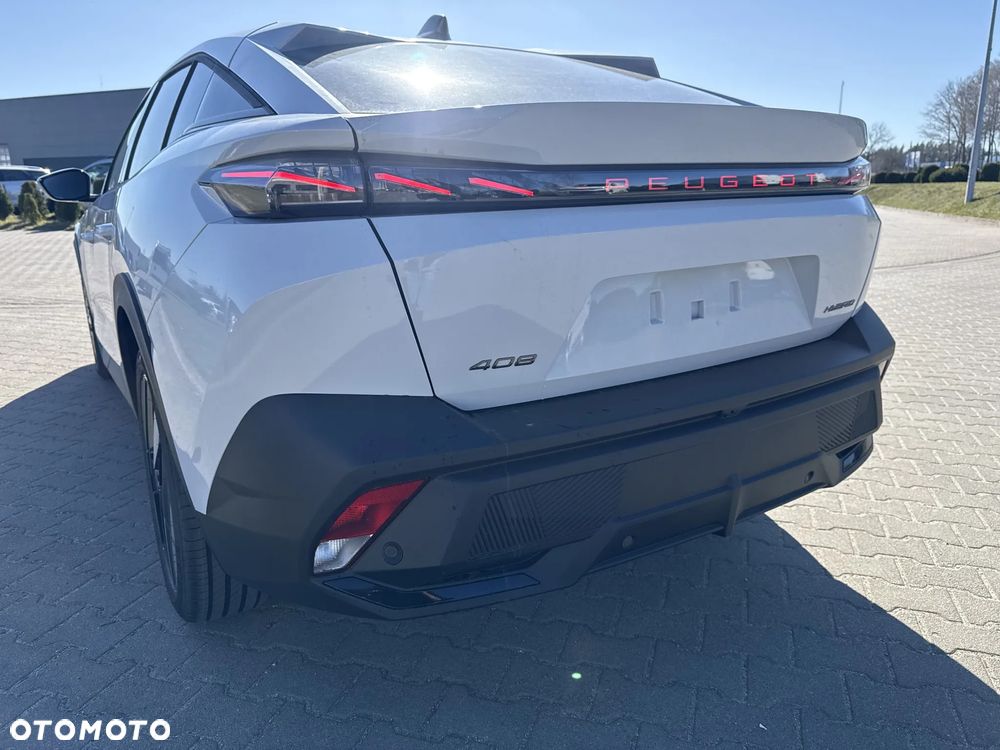 Peugeot 408 - 11