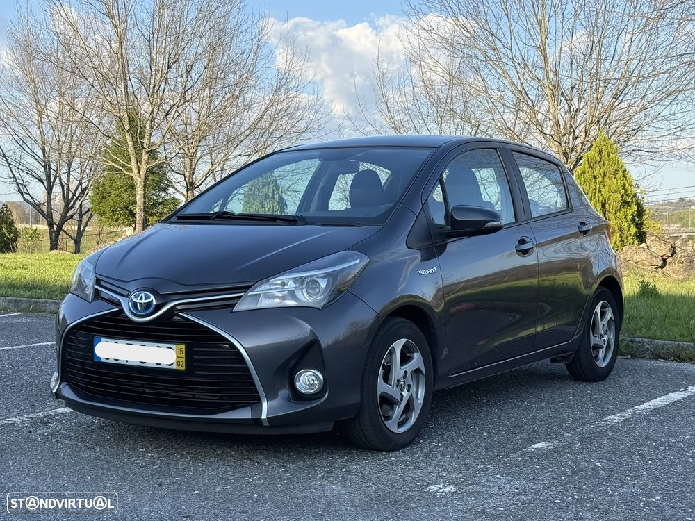 Toyota Yaris 1.5 HSD Comfort+P.Techno - 1