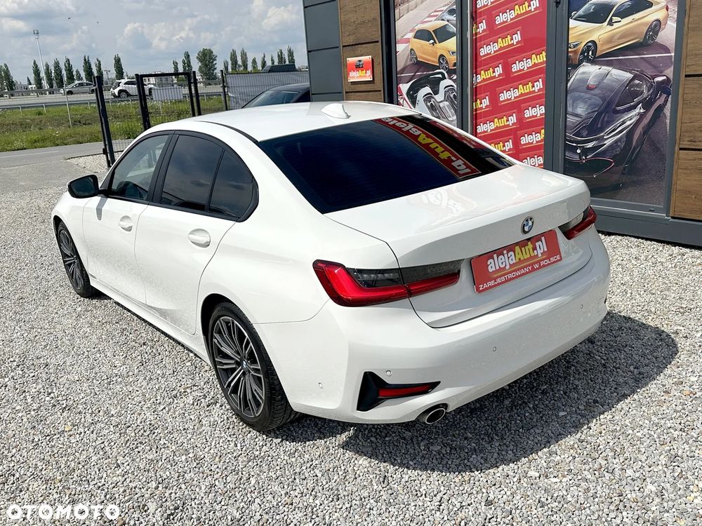 BMW Seria 3 318d - 5