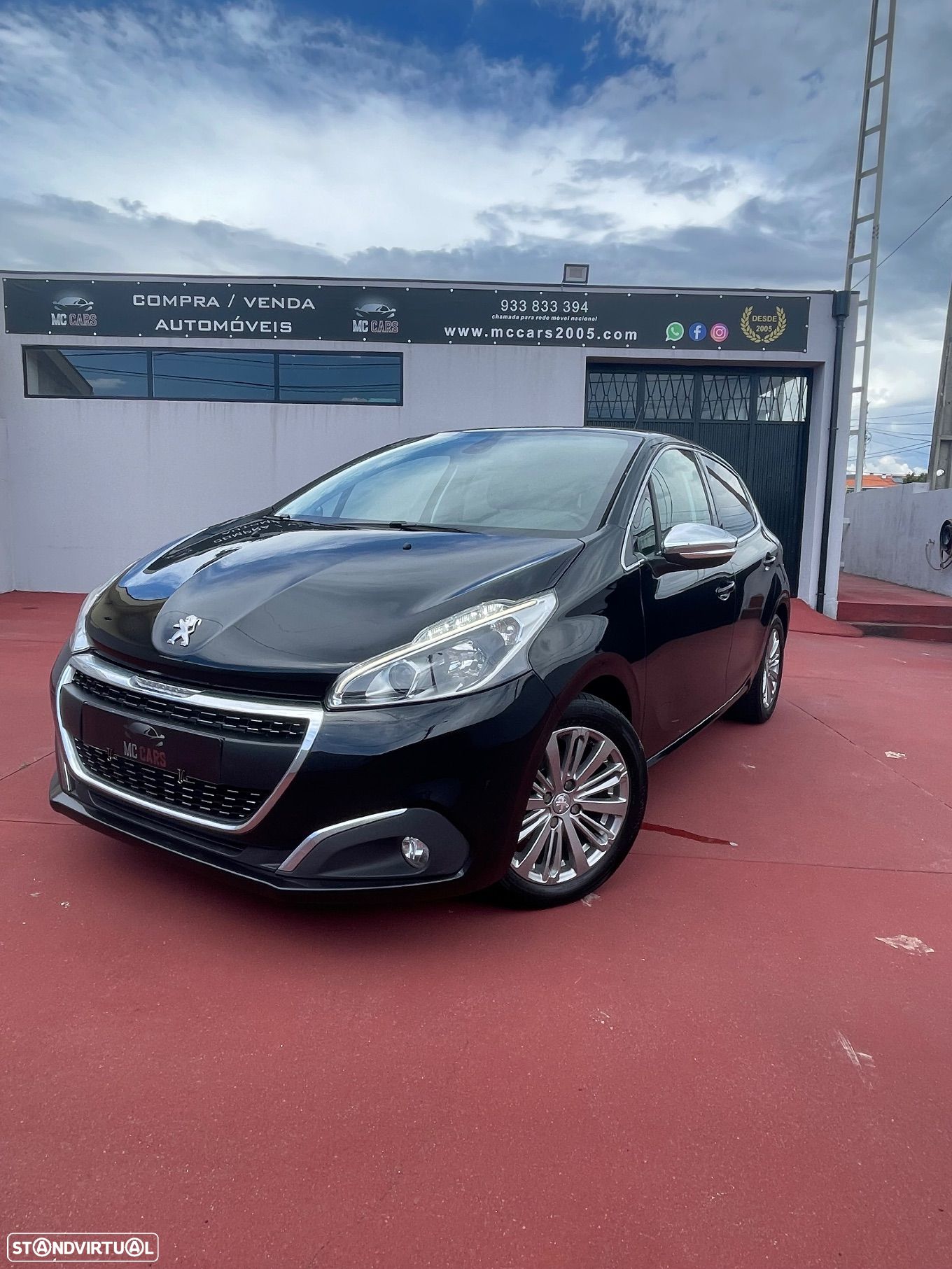 Peugeot 208 1.2 PureTech Allure - 1