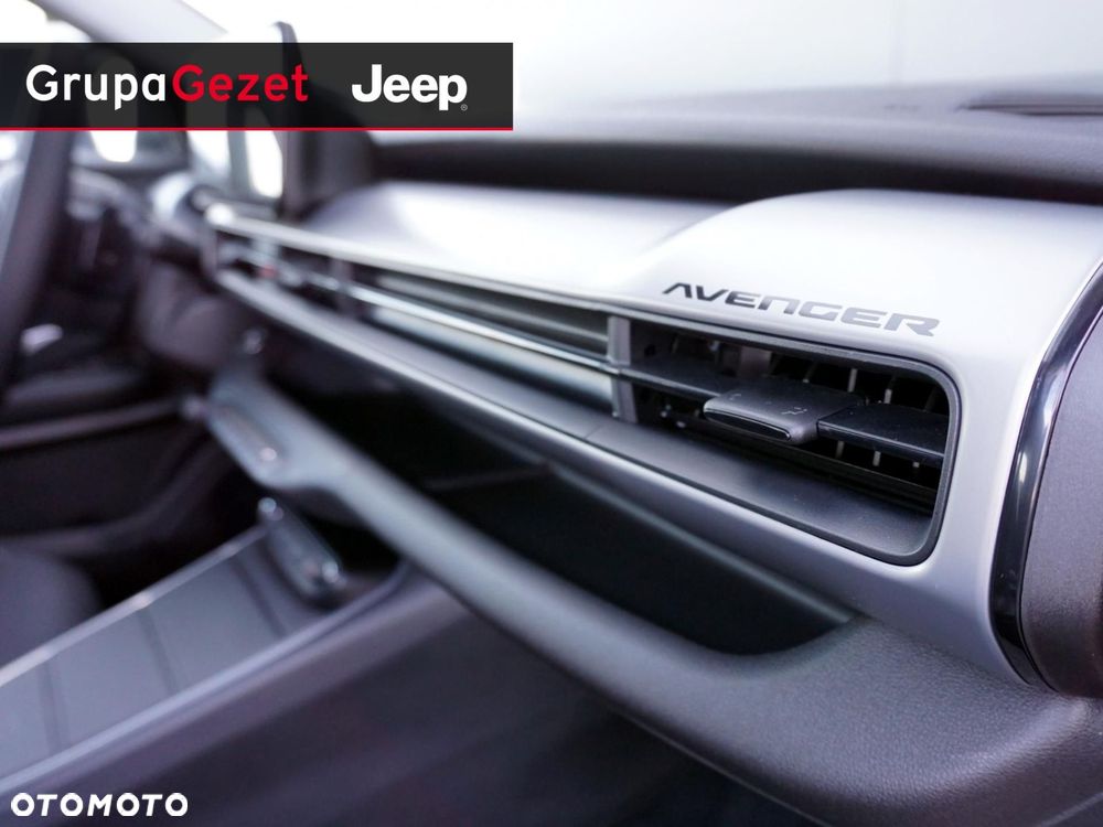 Jeep Avenger - 8