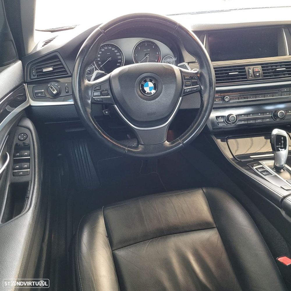 BMW 518 d Line Luxury Auto - 9