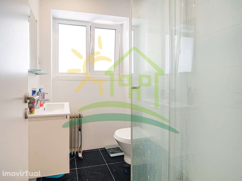 Apartamento T1 Tot. Remodelado Olival Basto Terraço 80m2 - Grande imagem: 4/40