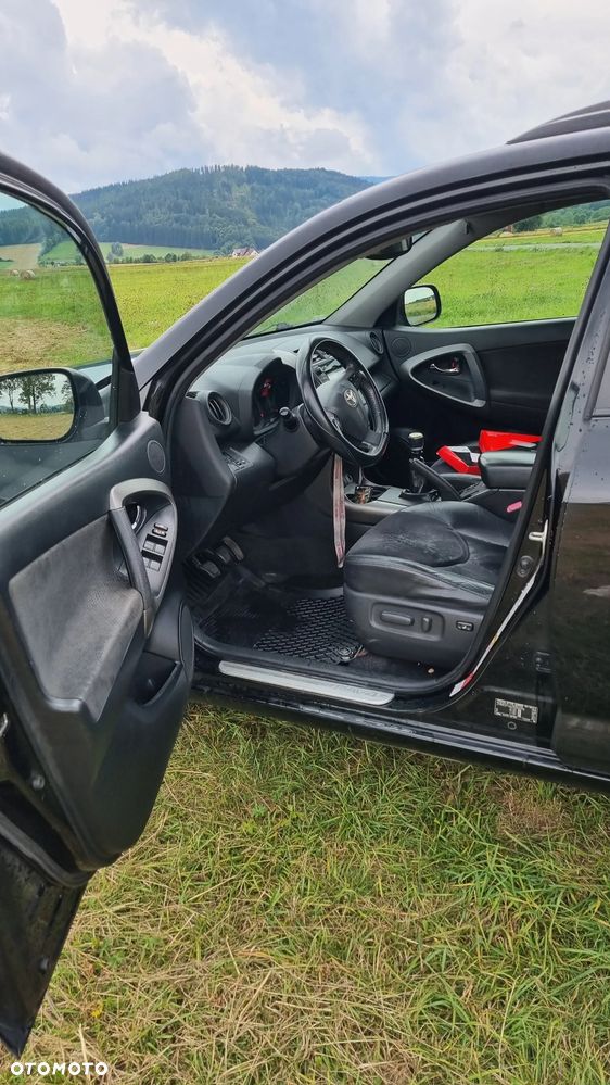 Toyota RAV4 2.2 D-4D Sol - 9