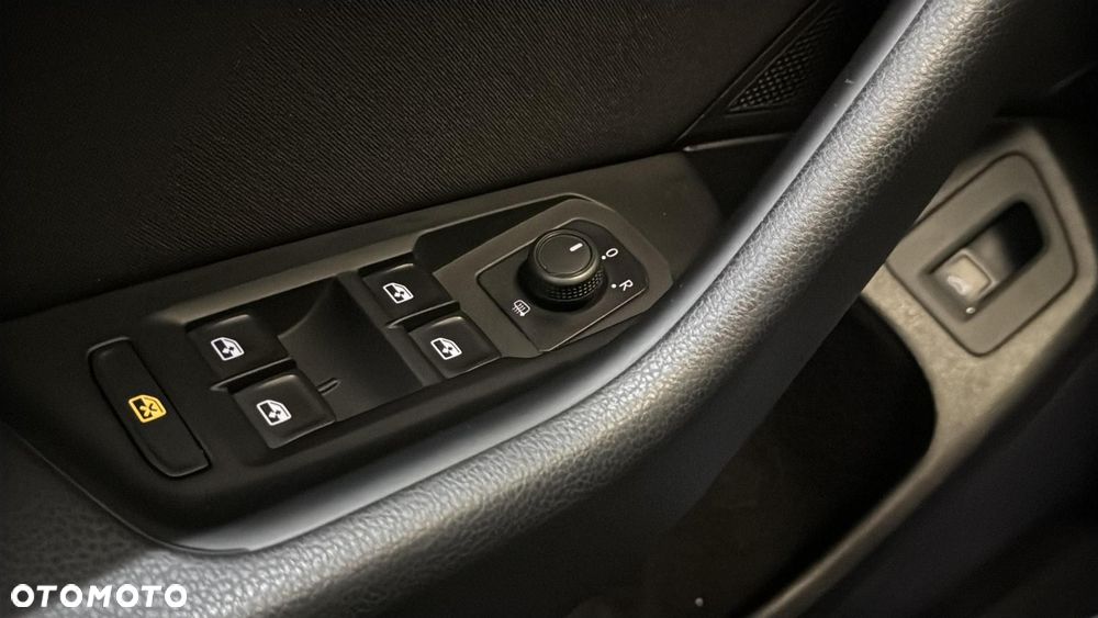 Volkswagen Passat 2.0 TDI EVO Business DSG - 34