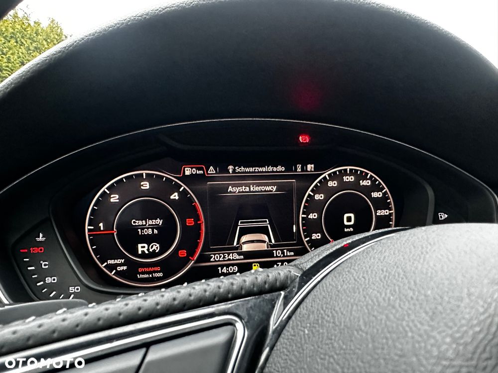 Audi A4 Avant 40 TDI quattro S tronic S line - 27