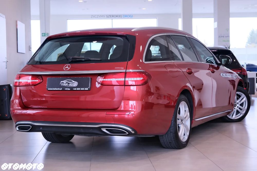 Mercedes-Benz Klasa E 220 d T 9G-TRONIC Avantgarde - 12