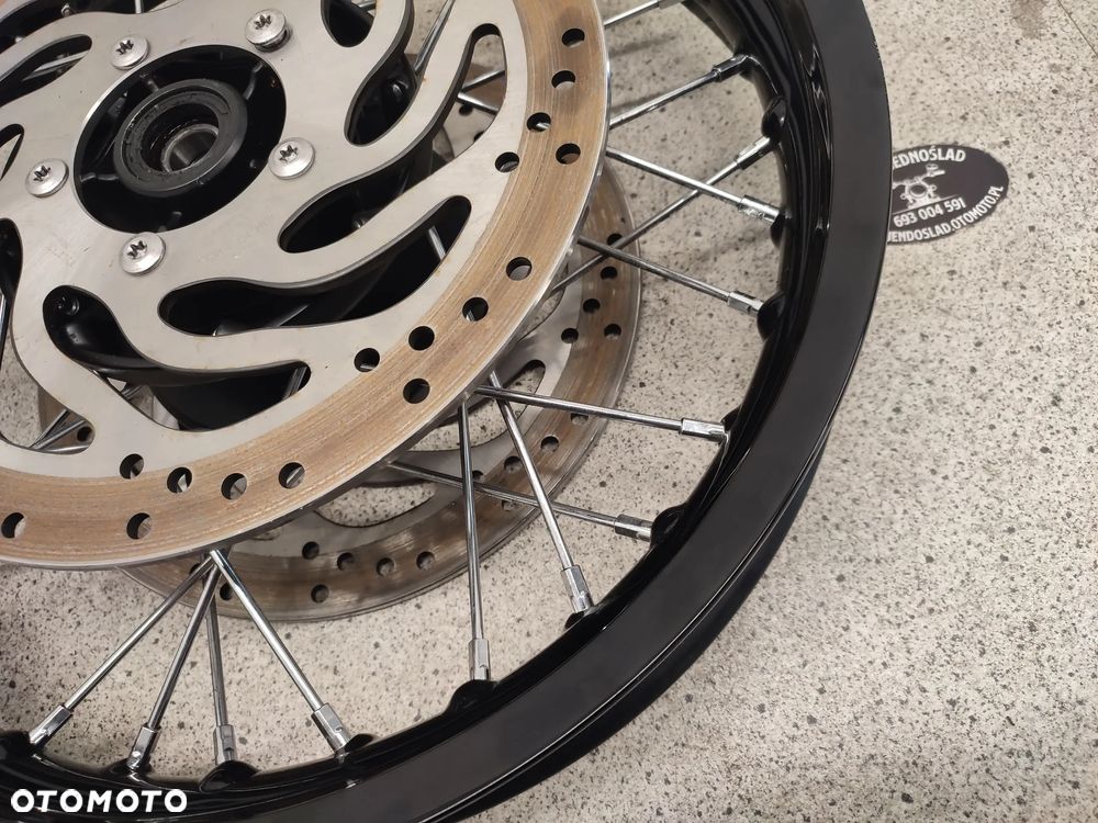 Felga przód, przednia, tarcze hamulcowe Triumph Boneville T120 - 15