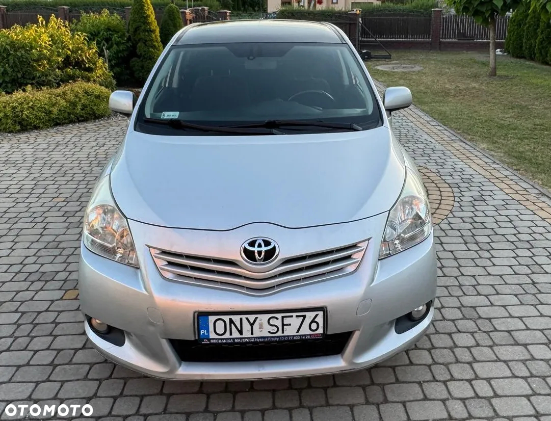 Toyota Verso 2.0 D-4D Premium - 7