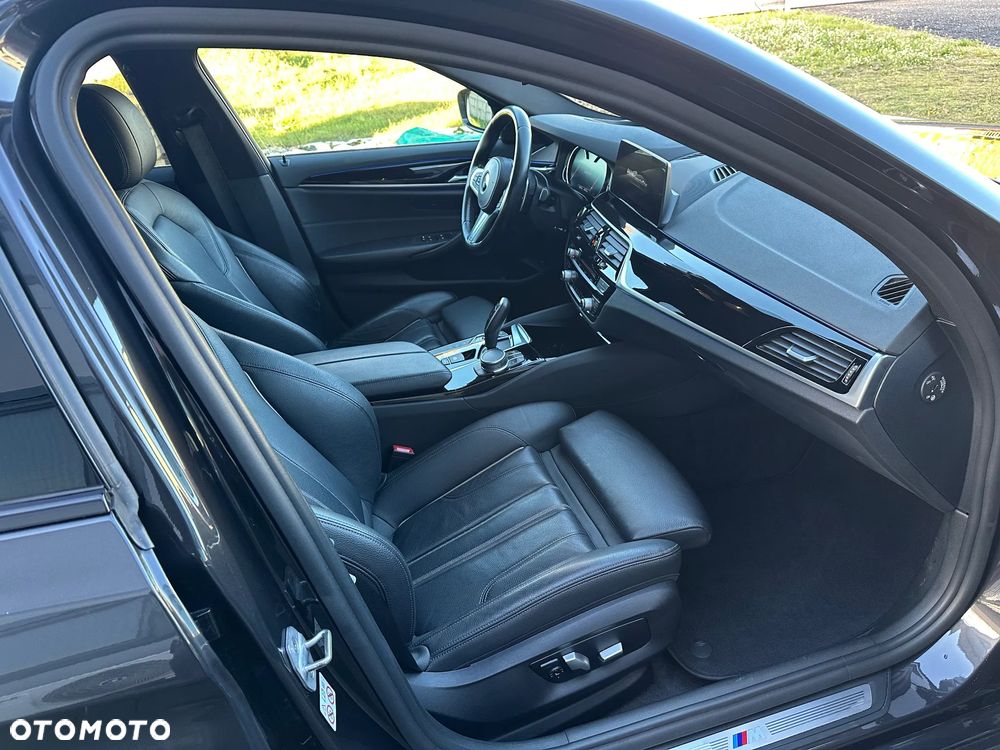 BMW Seria 5 520d M Sport - 19